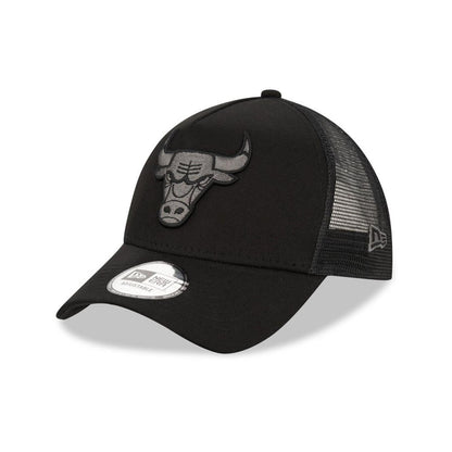 Black - Front - New Era 9Forty Chicago Bulls Trucker Cap