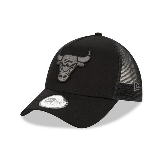 Black - Front - New Era 9Forty Chicago Bulls Trucker Cap