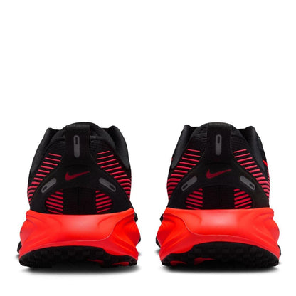 Black-Crimson - Pack Shot - Nike Childrens-Kids Vomero 18 Trainers