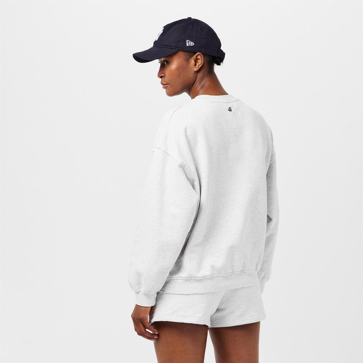 Light Grey - Lifestyle - 4th & Reckless Womens-Ladies Leon Logo Crew Neck Sweatshirt