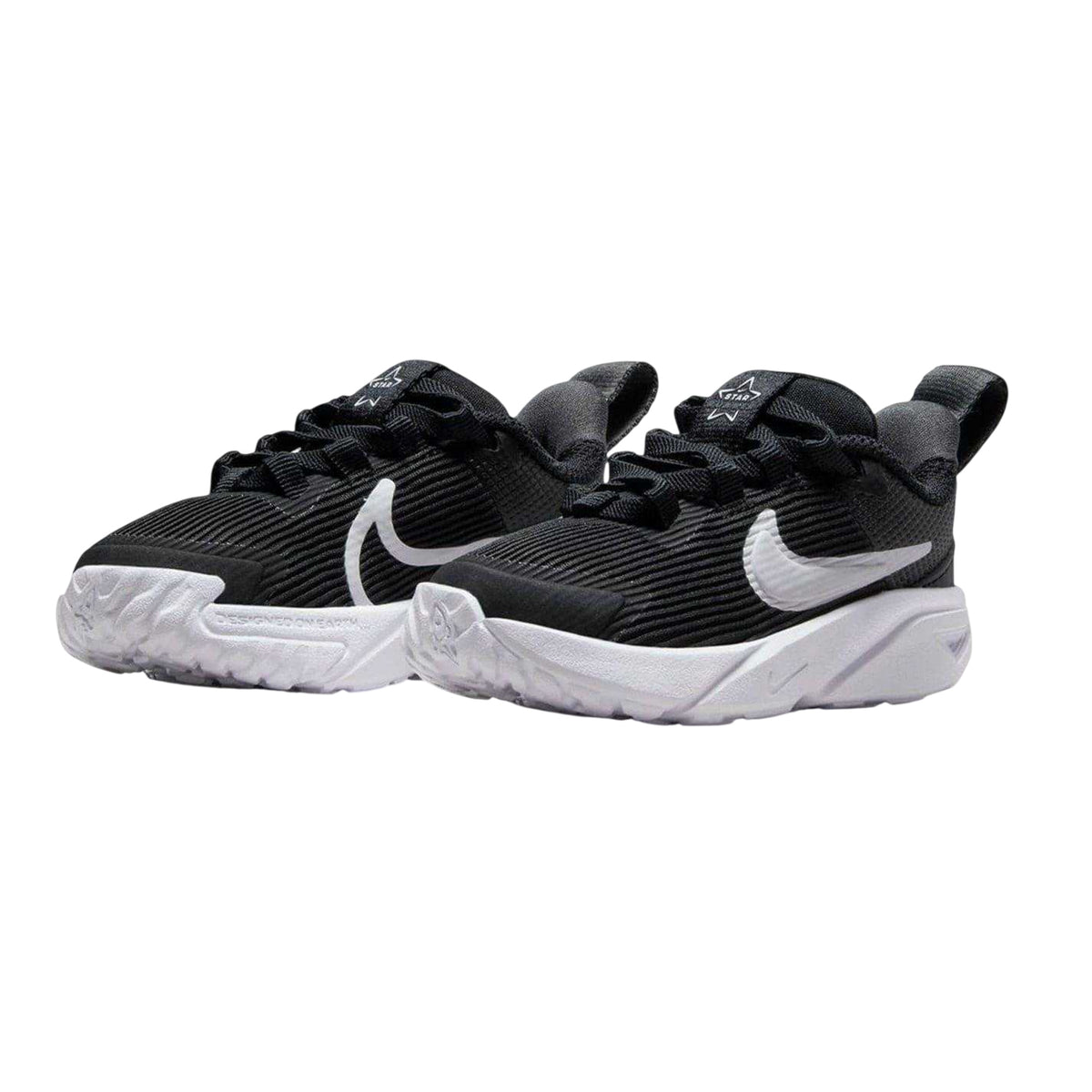 Black-White - Pack Shot - Nike Baby Star Runner 4 Shoes
