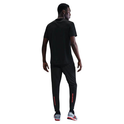 Black-Red - Back - Nike Mens City Side Running T-Shirt