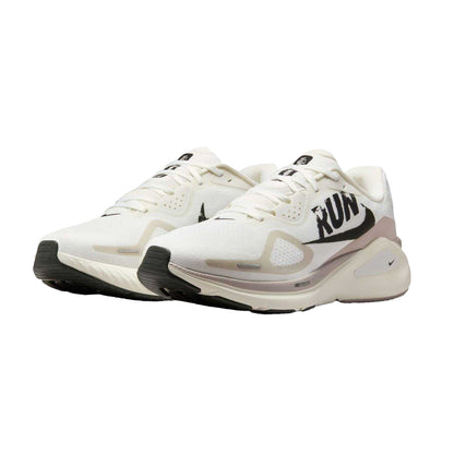White-Black-Grey - Lifestyle - Nike Unisex Adult Structure 26 Graphic Print Trainers