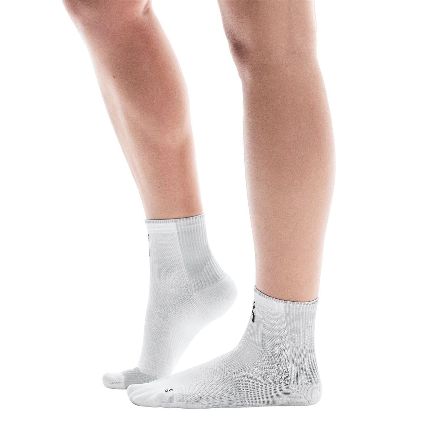 White - Back - On Running Unisex Adult Quarter Socks