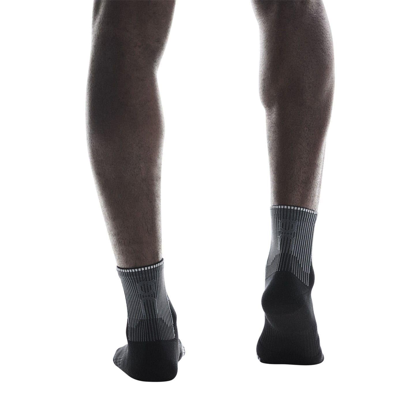 Black - Side - On Running Unisex Adult Quarter Socks