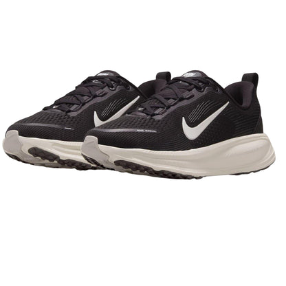 Black-White - Lifestyle - Nike Childrens-Kids Vomero 18 Trainers