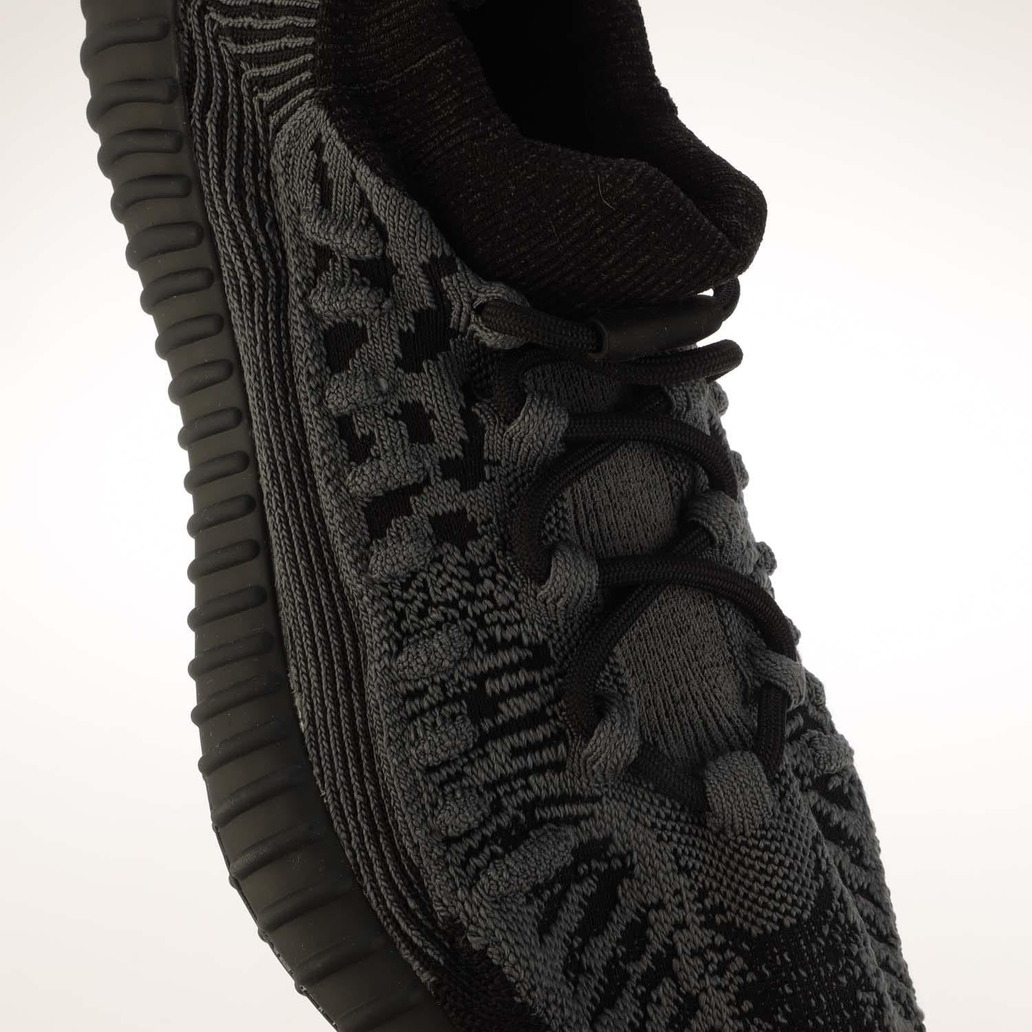 Black - Pack Shot - Yeezy Unisex Adult Boost 350 V2 Compact Trainers
