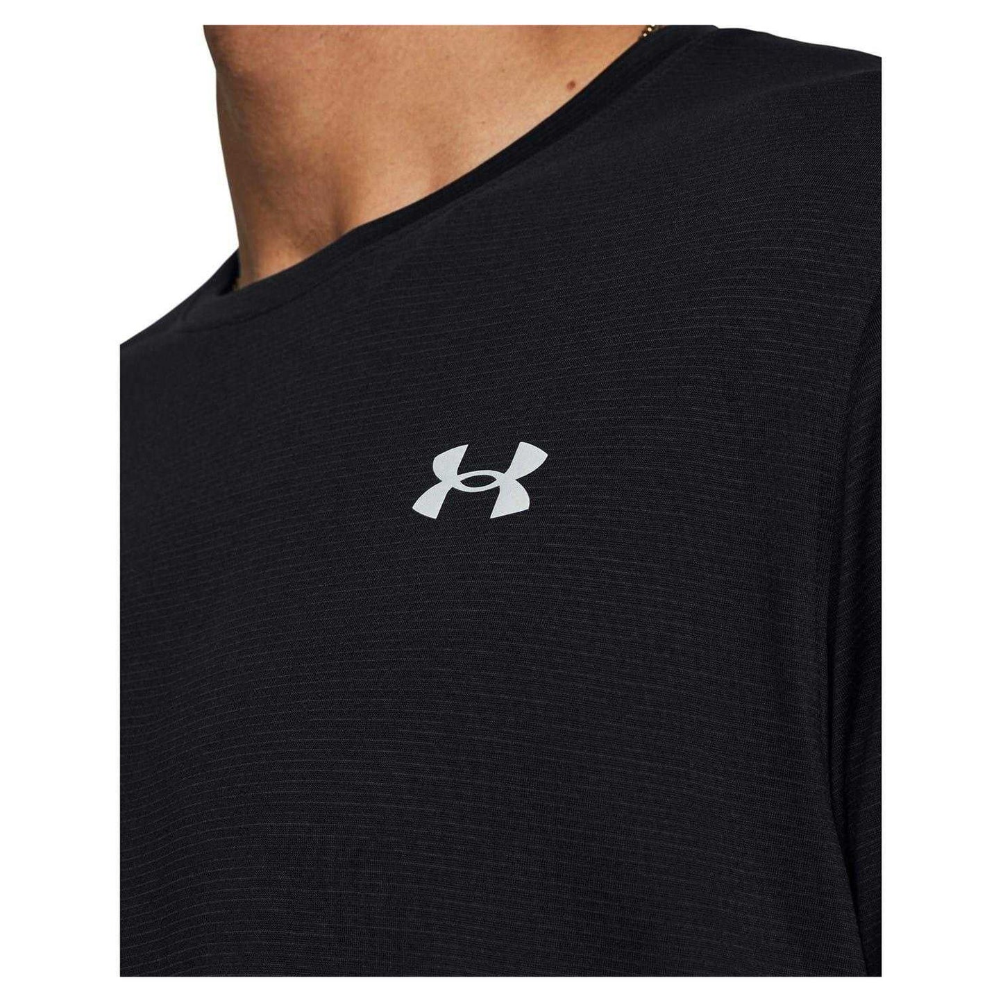Black - Side - Under Armour Mens Launch Long-Sleeved T-Shirt