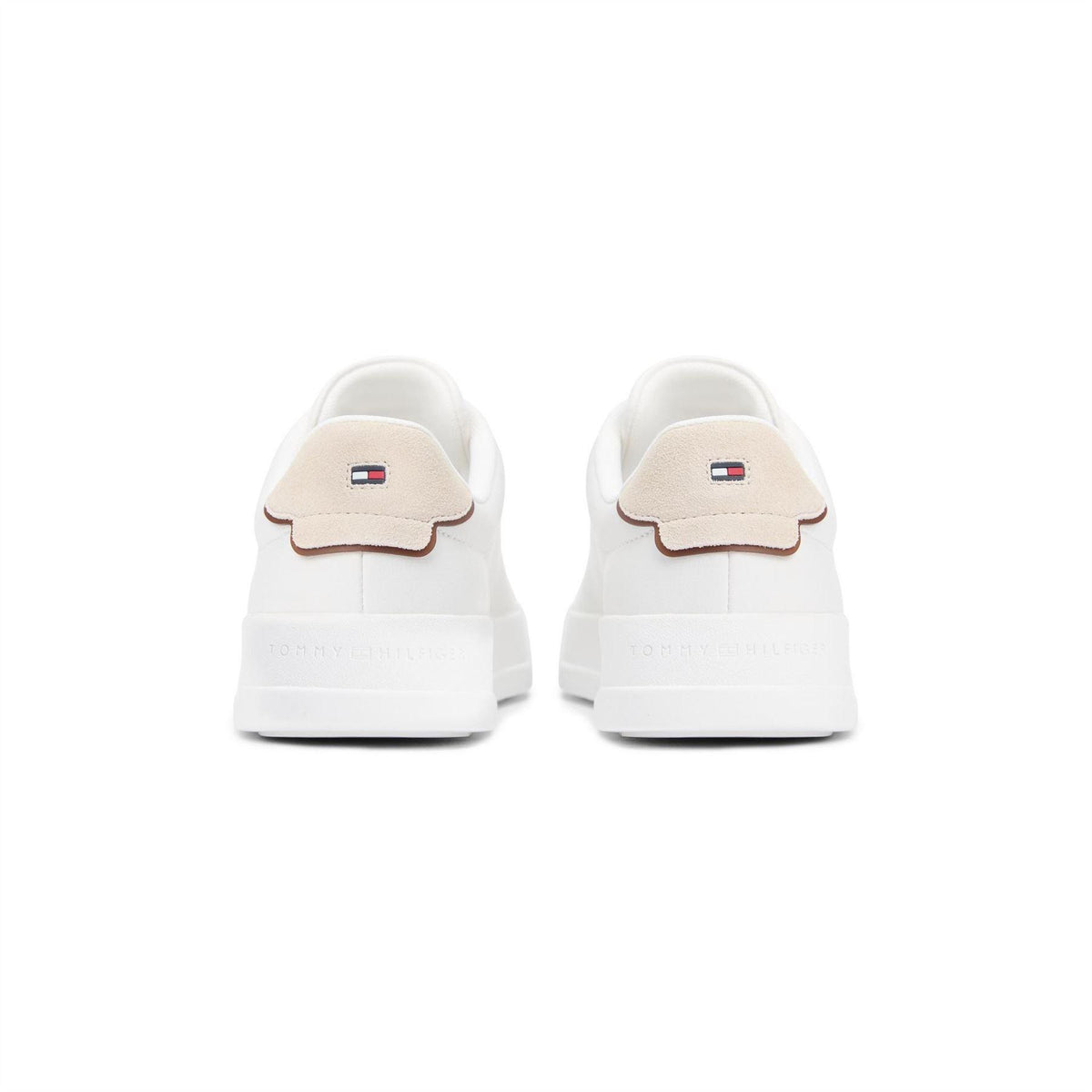 Ecru-Beige - Close up - Tommy Hilfiger Mens Pebble Grain Court Leather Trainers