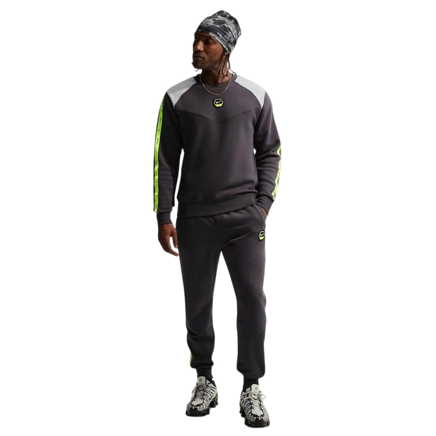 Grey - Close up - Nike Mens City Side Logo Crew Neck Sweatshirt