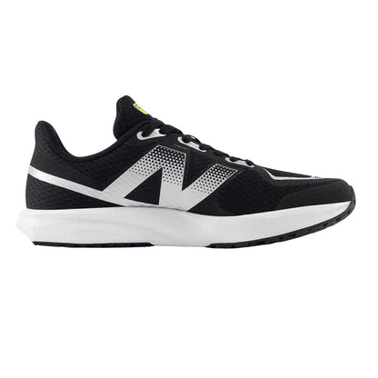 Black - Front - New Balance Childrens-Kids Flash V7 Trainers