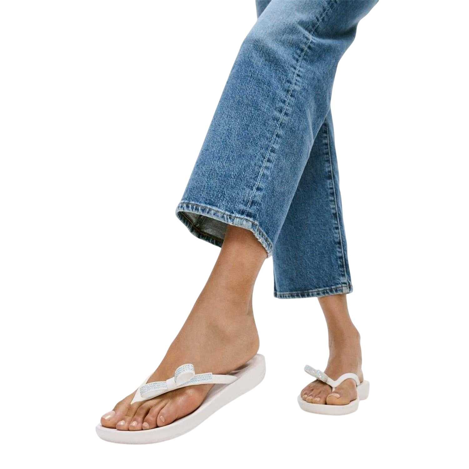 White - Lifestyle - Fit Flop Womens-Ladies Iqushion Rhinestone Bow Detail Flip Flops