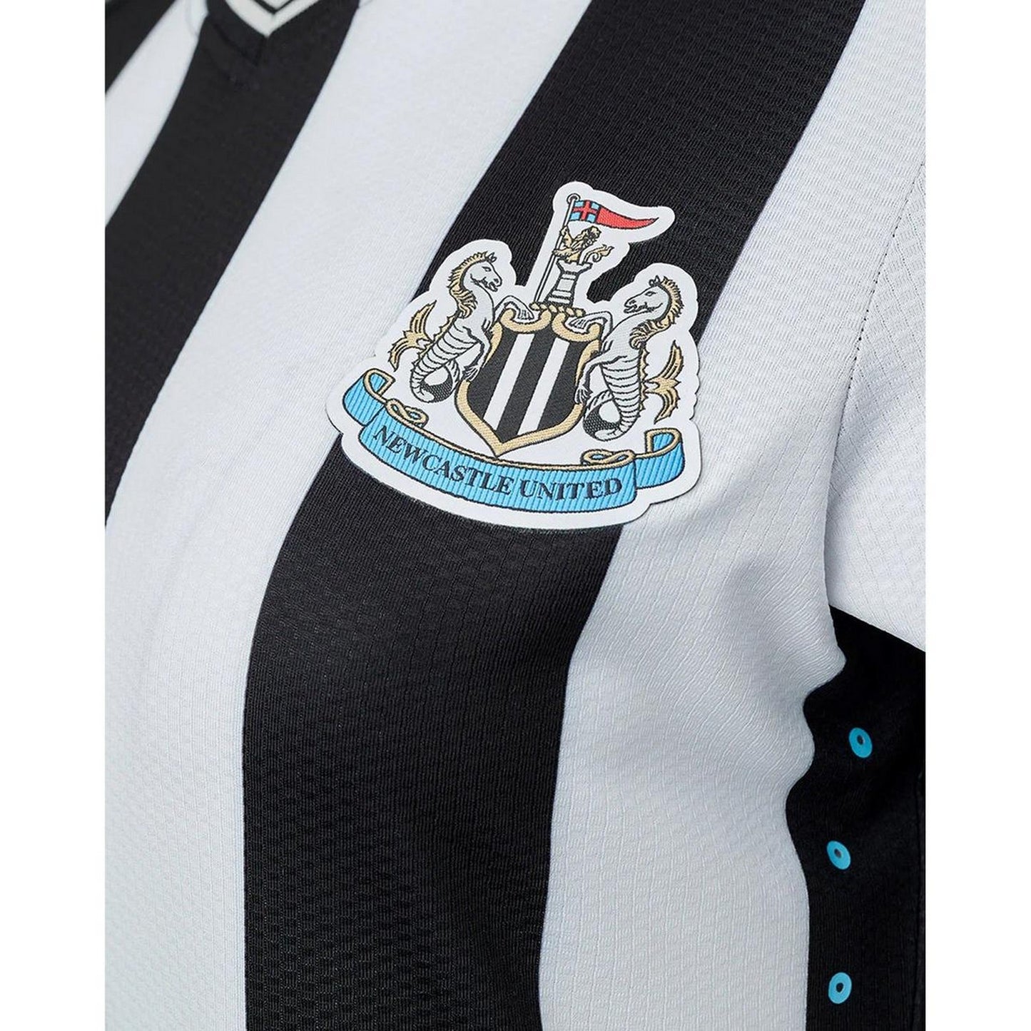 Black-White - Side - Castore Womens-Ladies Newcastle United FC Replica Football Shirt
