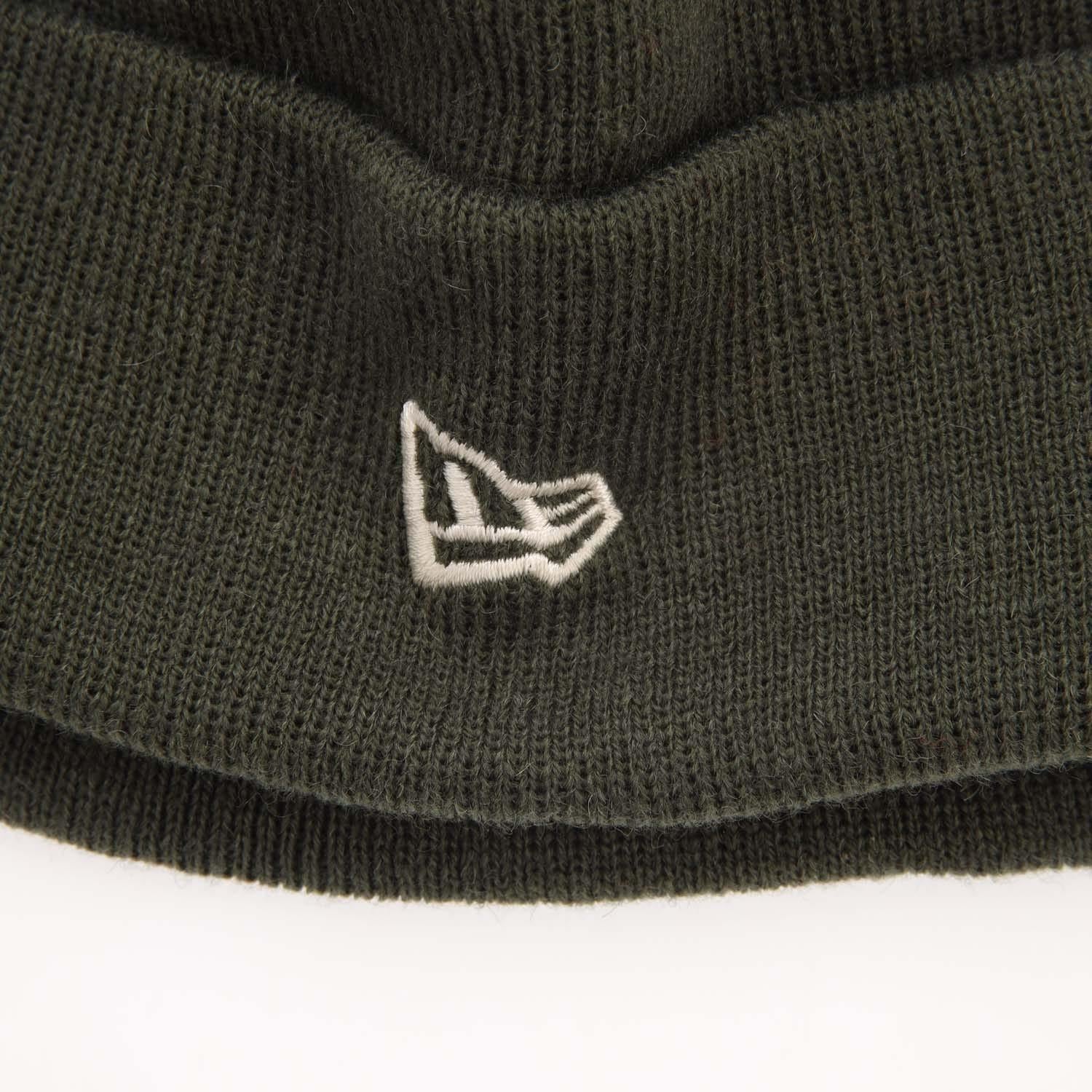 Green - Side - New Era Unisex Adult Knitted Cuffed Beanie