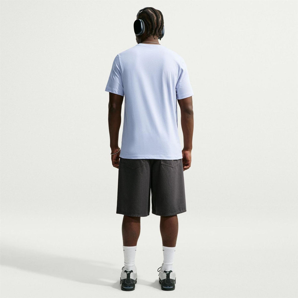 Ghost White - Pack Shot - Nike Mens Club Team Cotton Lightweight T-Shirt