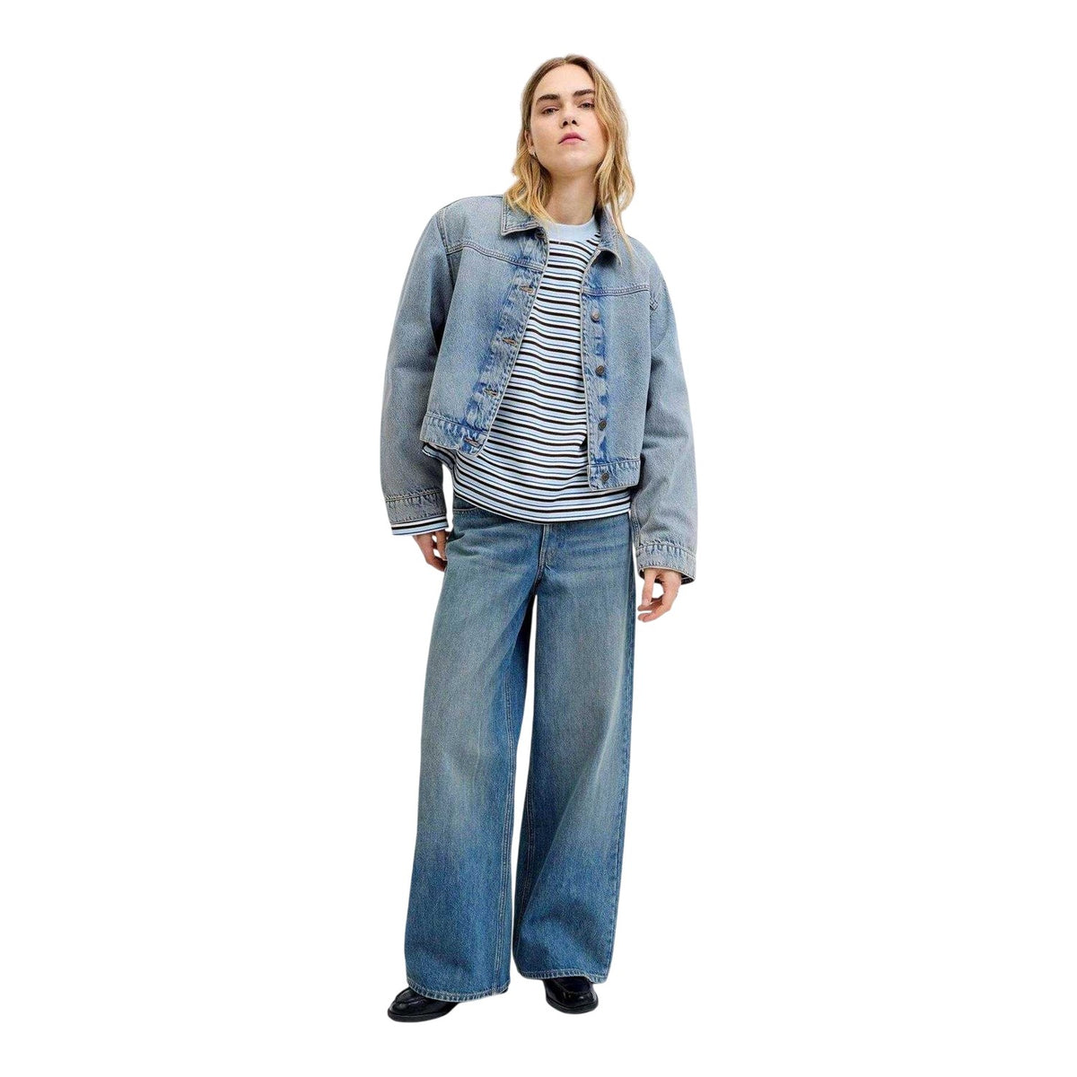 Light Blue Stone Wash - Lifestyle - JJXX Womens-Ladies Norma Long-Sleeved Denim Jacket