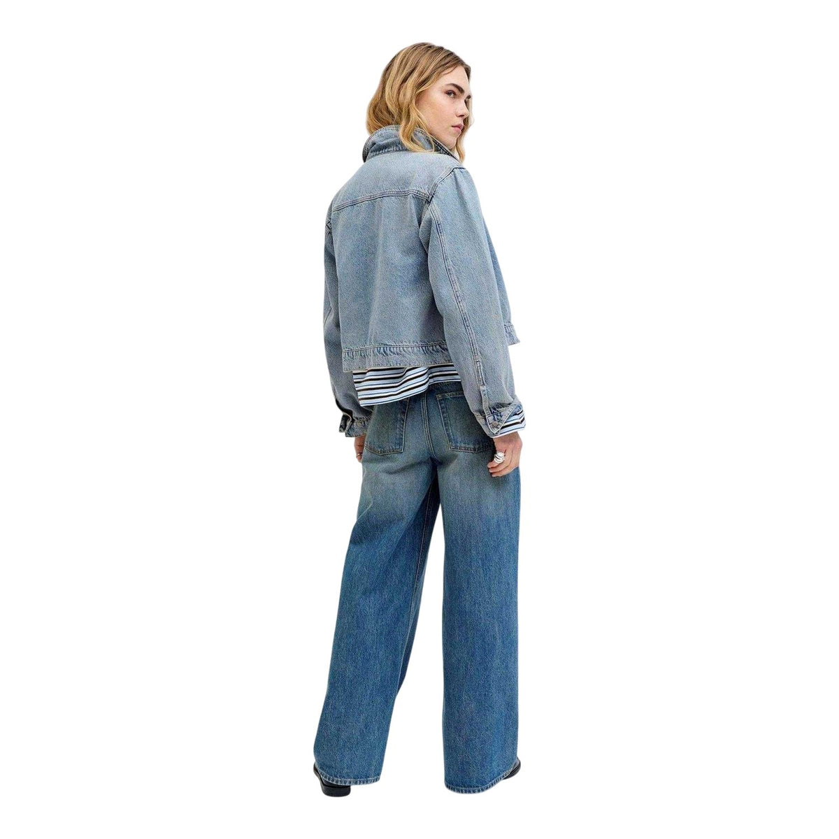 Light Blue Stone Wash - Pack Shot - JJXX Womens-Ladies Norma Long-Sleeved Denim Jacket