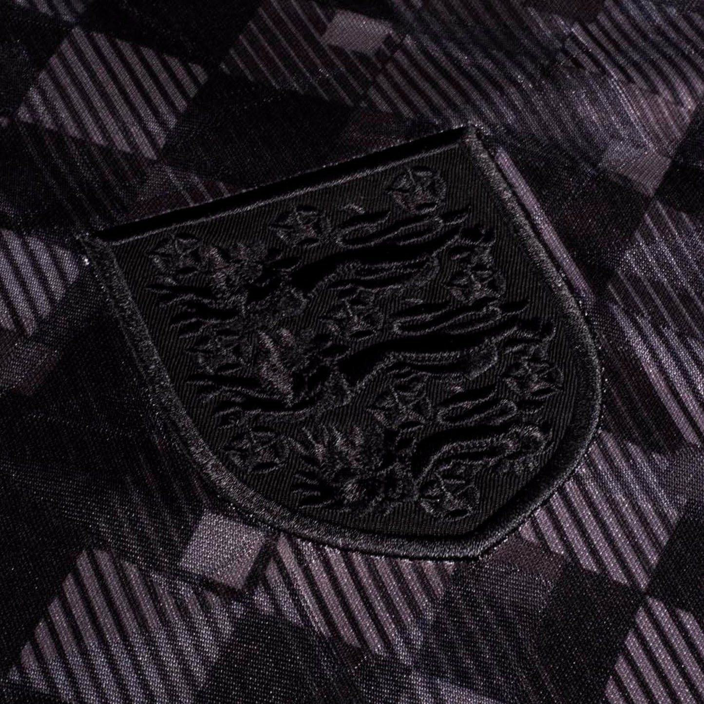 Black - Lifestyle - Score Draw Mens 1990 Black Out England FA Football Shirt