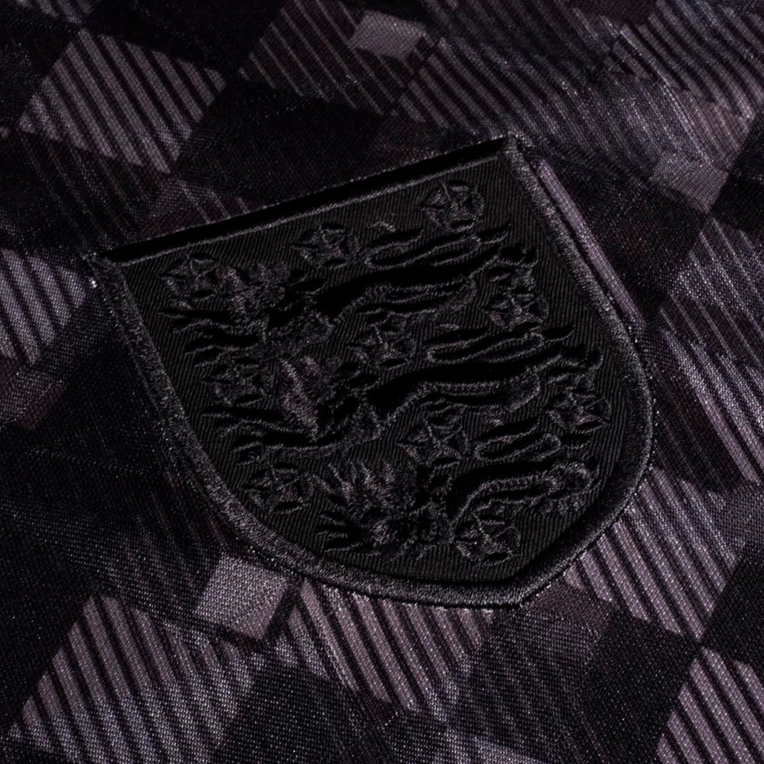 Black - Lifestyle - Score Draw Mens 1990 Black Out England FA Football Shirt