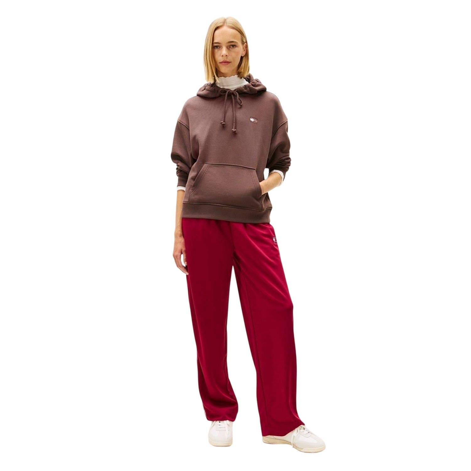 Walnut - Lifestyle - Tommy Jeans Womens-Ladies Badge Relaxed Fit Hoodie