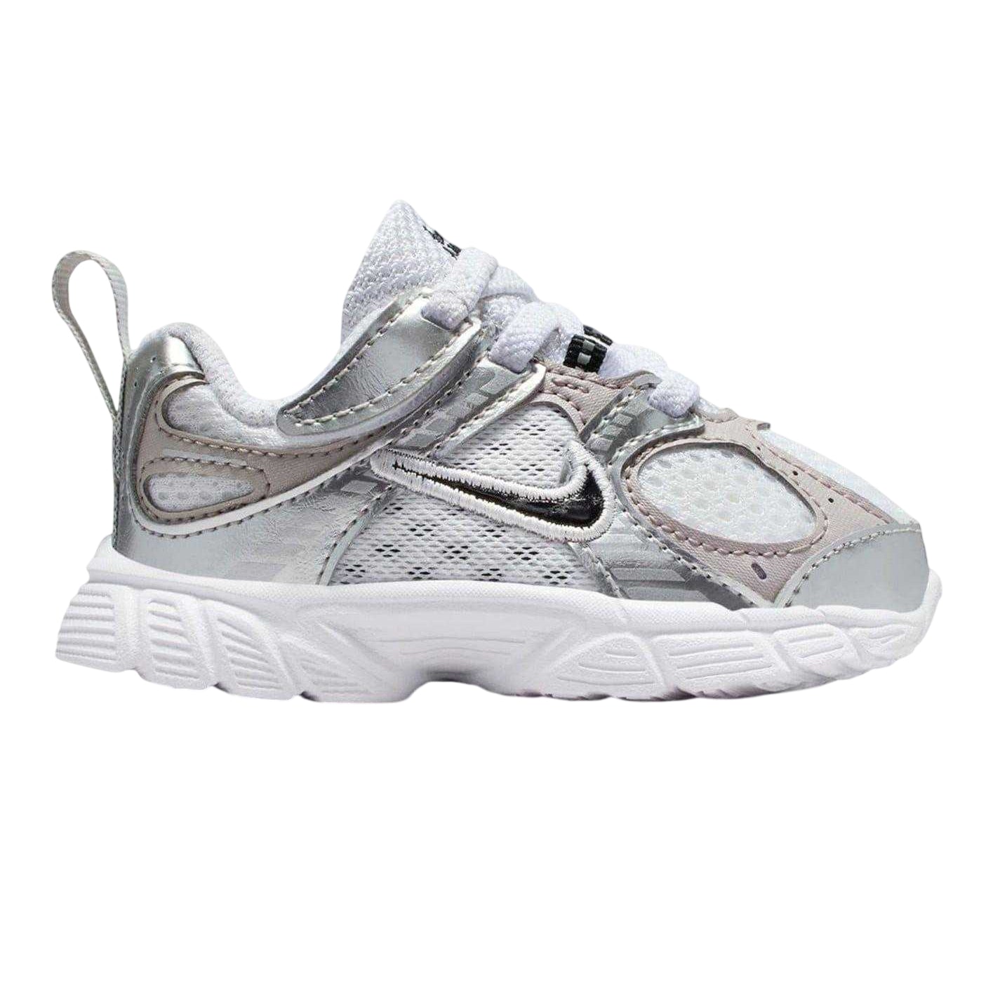 White-Black-Grey - Front - Nike Baby V5 Lace Up Running Trainers