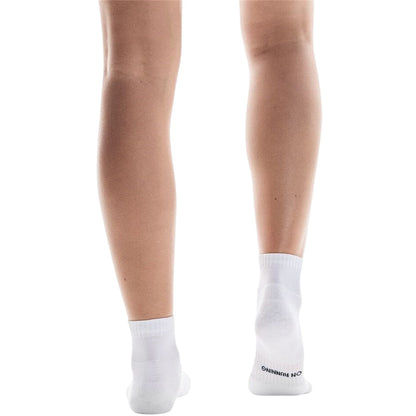 White - Back - On Running Unisex Adult Core Sports Socks (Pack of 2)