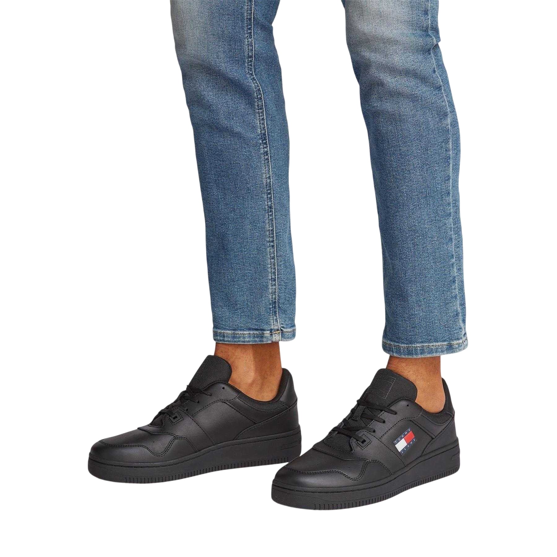 Black - Lifestyle - Tommy Jeans Mens Leather Low Cut Flat Trainers