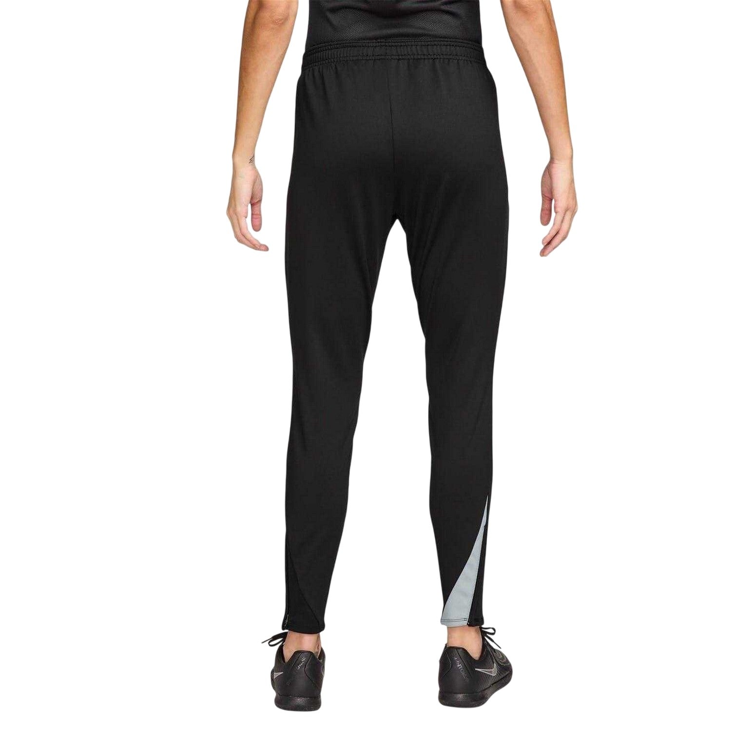 Black-Silver - Back - Nike Womens-Ladies 2025-2026 Strike Chelsea FC Tracksuit Bottoms