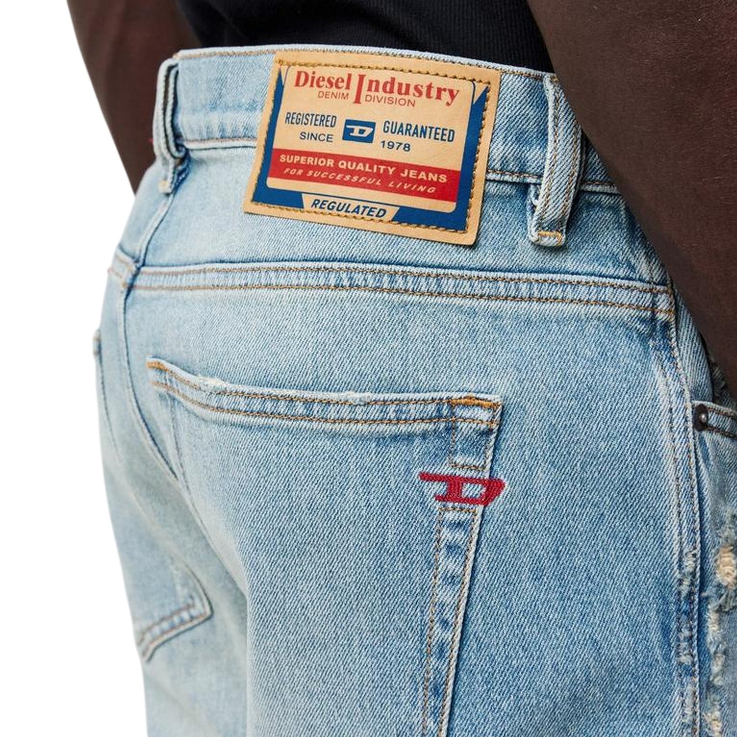 Blue Denim - Lifestyle - Diesel Mens 1998 Washed Denim 5 Pockets Straight Leg Jeans