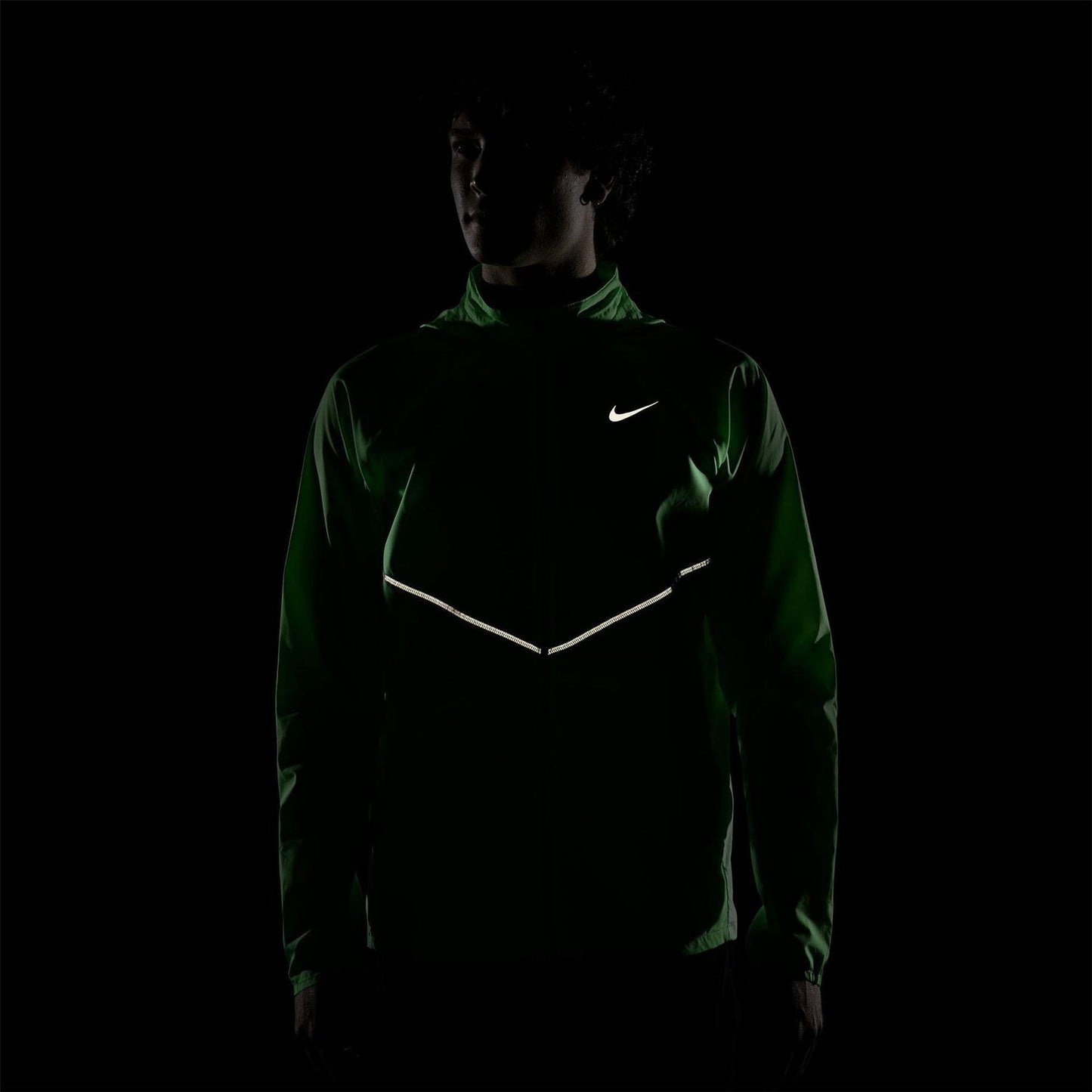 Green-Silver - Pack Shot - Nike Mens Repel Miller Packable Jacket