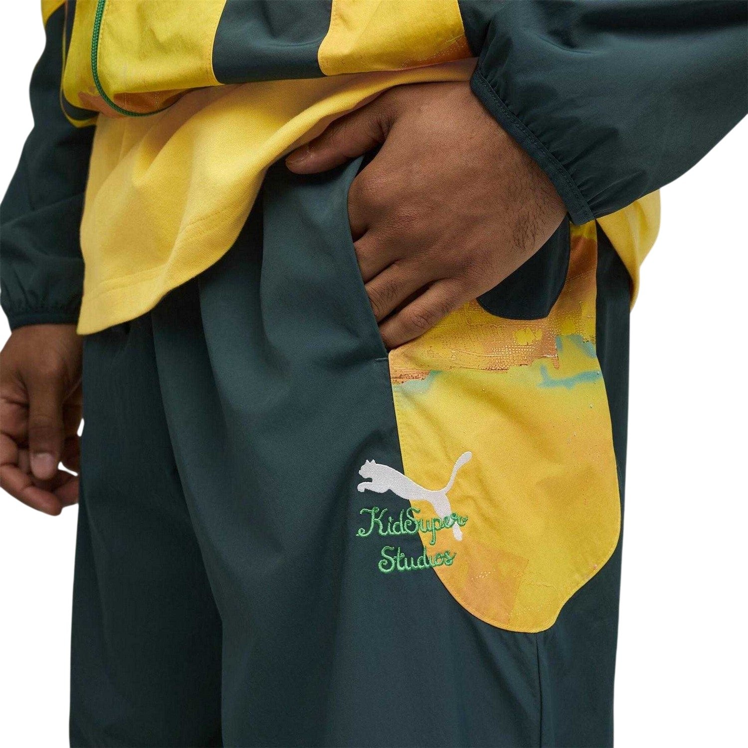 Green - Side - Puma Mens Mamelodi Sundowns FC Comfort Tracksuit Bottoms