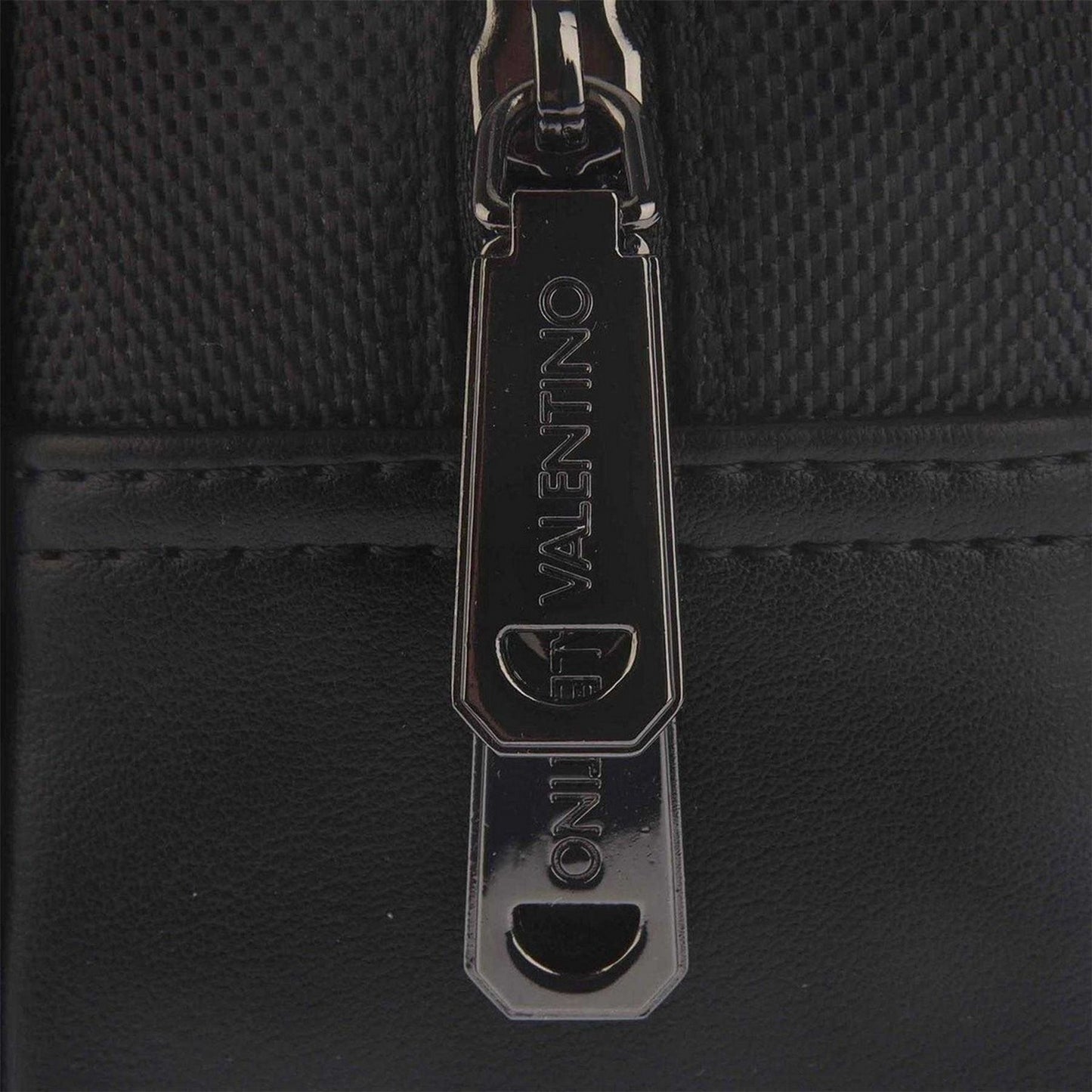 Black - Pack Shot - Valentino Toiletry Bag