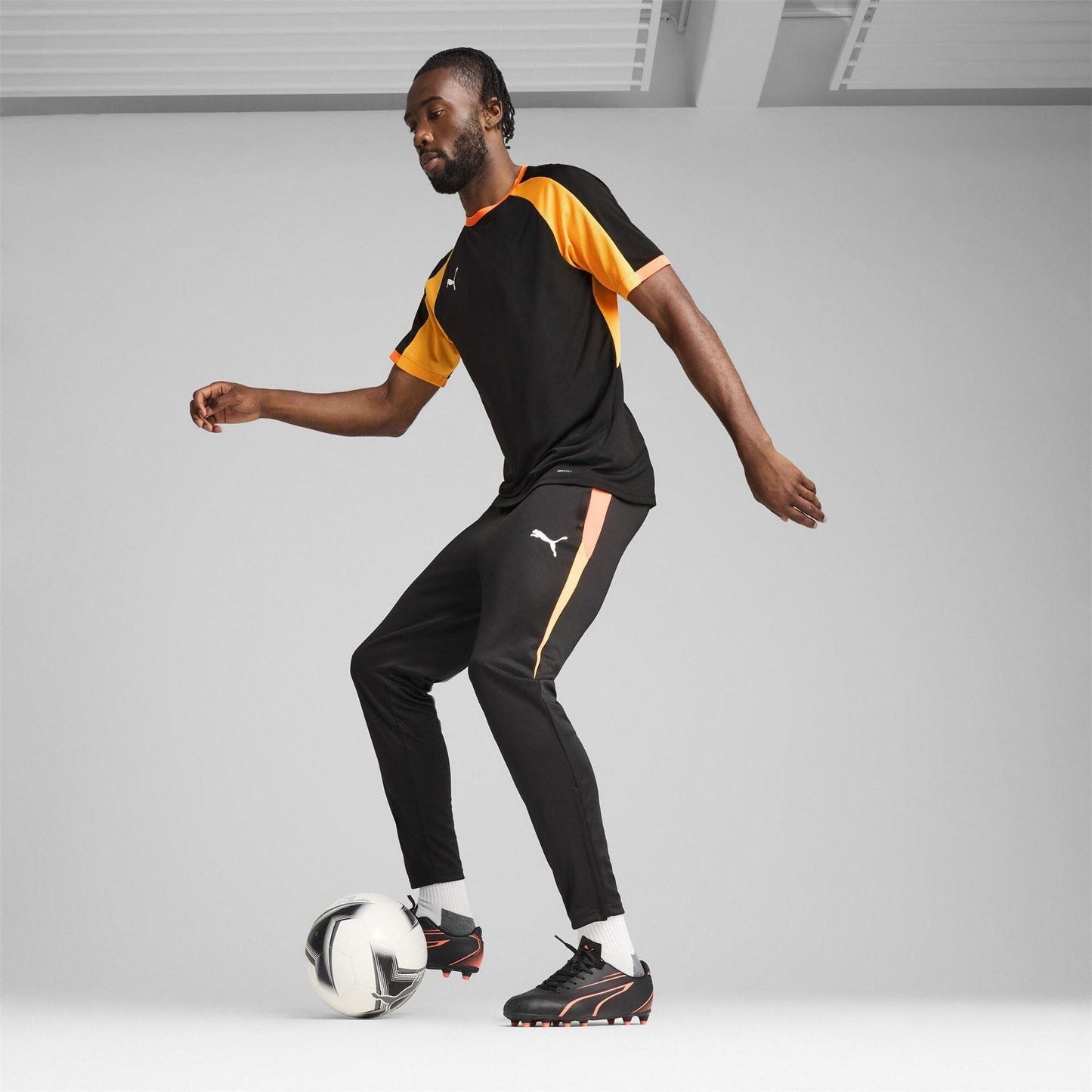 Black-Fire - Pack Shot - Puma Mens Individualliga Tailored T-Shirt