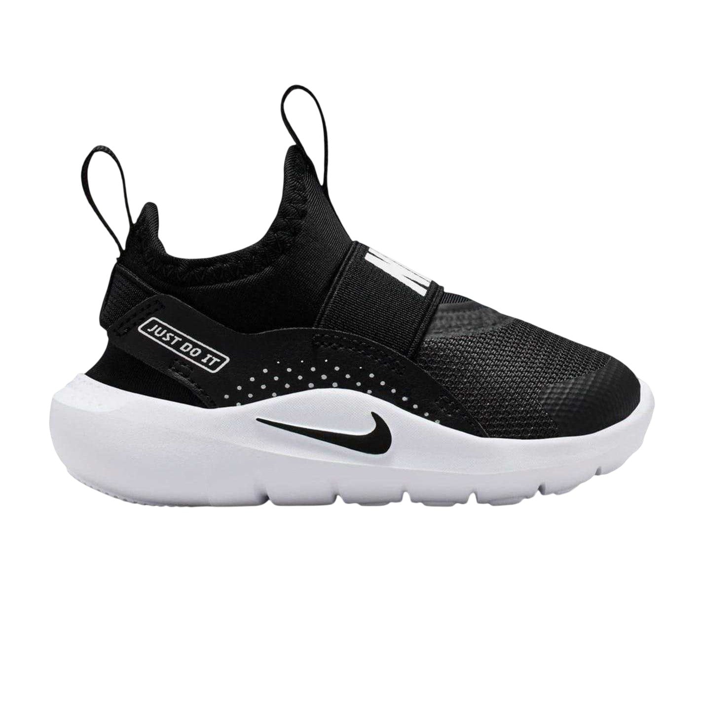 Black-White - Front - Nike Childrens-Kids Runner 4 Trainers