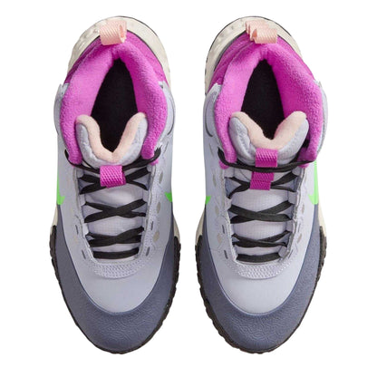 Ghost-Green-Black - Lifestyle - Nike Childrens-Kids Terrascout Leather Trainers