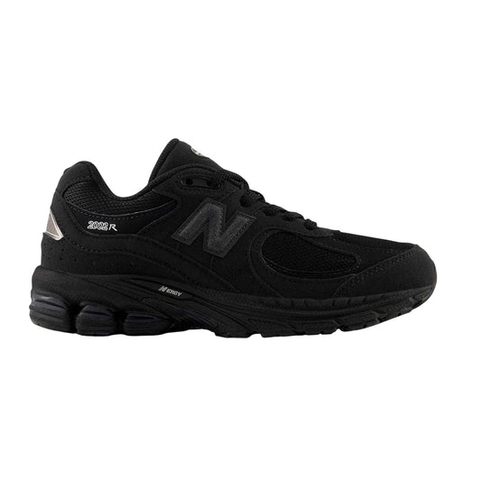 Triple Black - Front - New Balance Childrens-Kids 2002 Suede Trainers