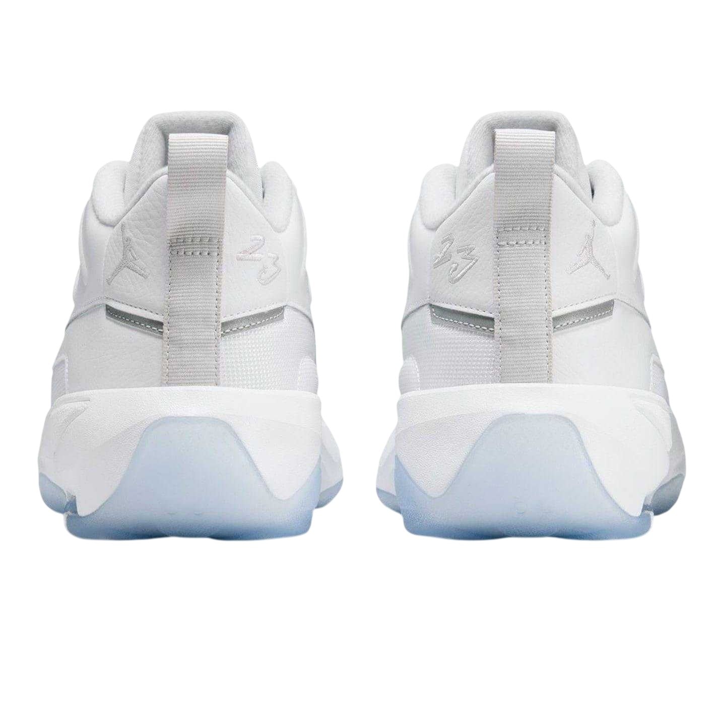 White-Grey - Back - Nike Mens Air Jordan Max Aura 7 Leather Basketball Shoes