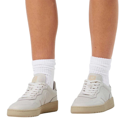 White - Lifestyle - Veja Womens-Ladies Bastle Leather Court Trainers