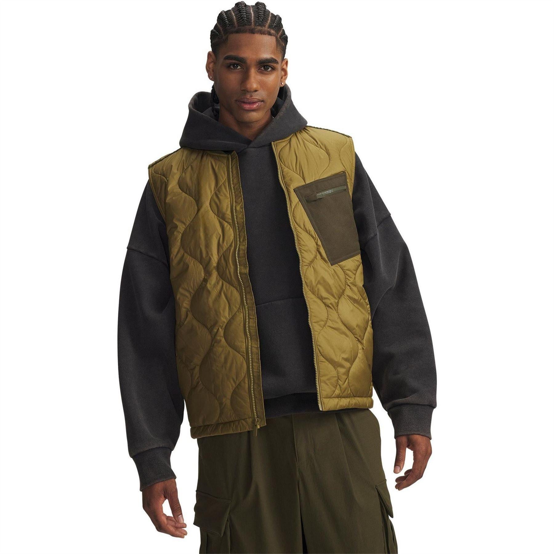 Green - Front - Under Armour Mens Heritage Gilet