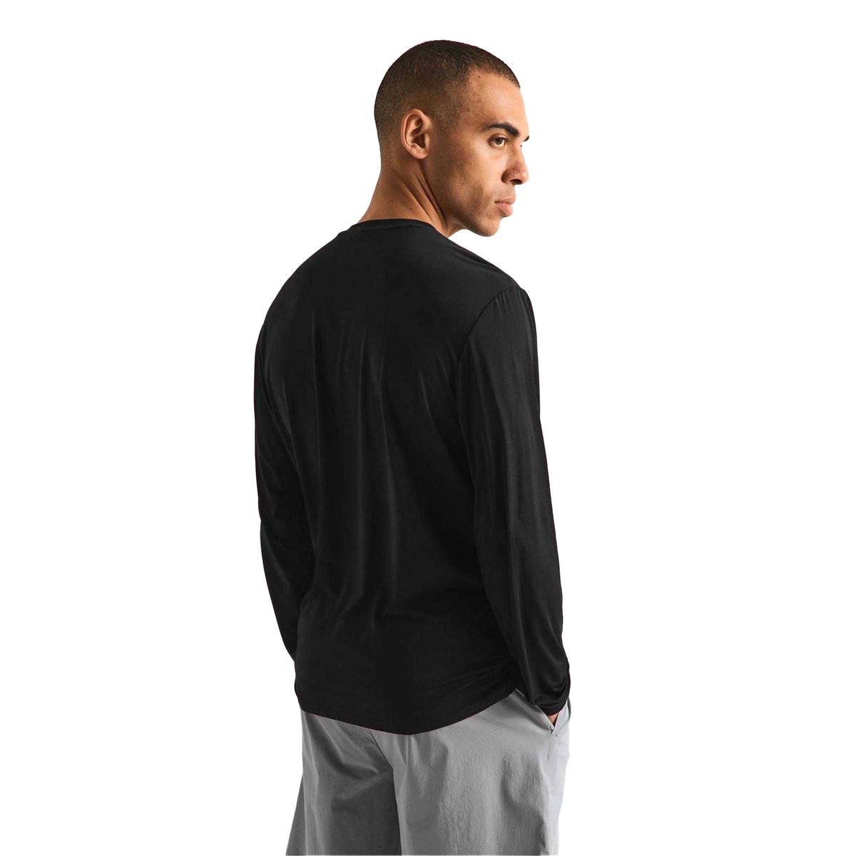 Black - Pack Shot - Condition Mens Areo Slim Long-Sleeved Gym Top