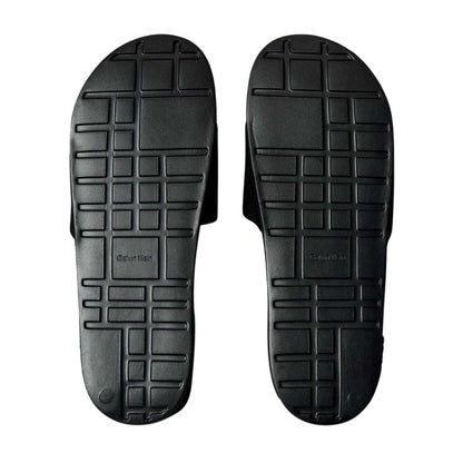 Triple Black - Lifestyle - Calvin Klein Mens Essential Flat Sliders