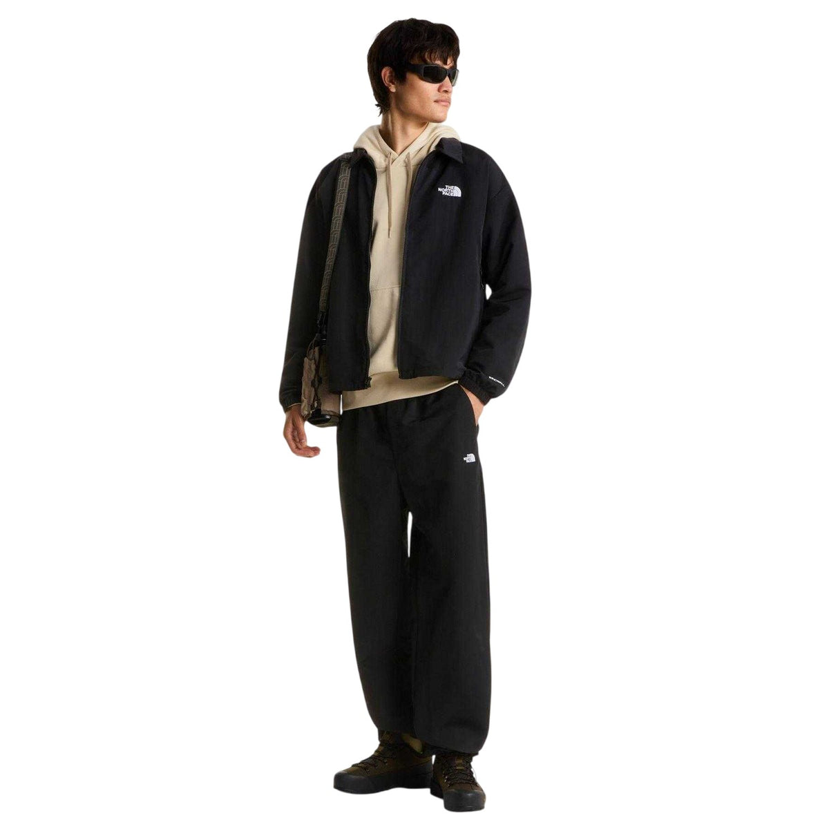 Black - Lifestyle - The North Face Mens Easy Wind Jacket