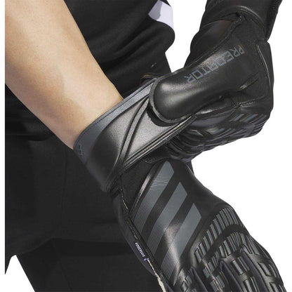 Black - Pack Shot - Adidas Unisex Adult Predator Match Fingersave Goalkeeper Gloves