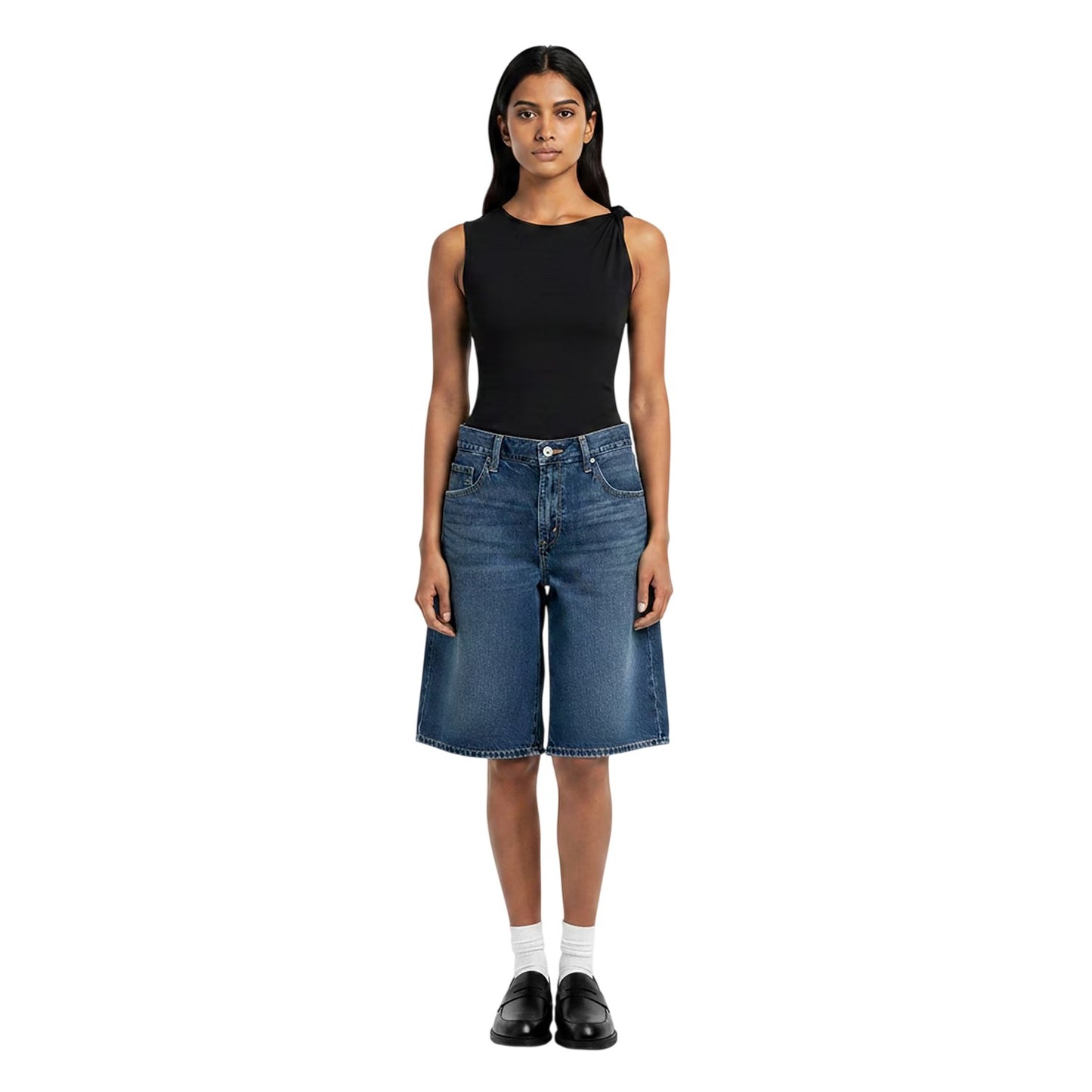 Hinged Heart - Close up - Levis Womens-Ladies Dad Denim Baggy Shorts