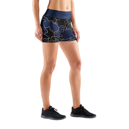 Black - Lifestyle - Skins Womens-Ladies Dnamic Primary Logo Outline Compression Shorts