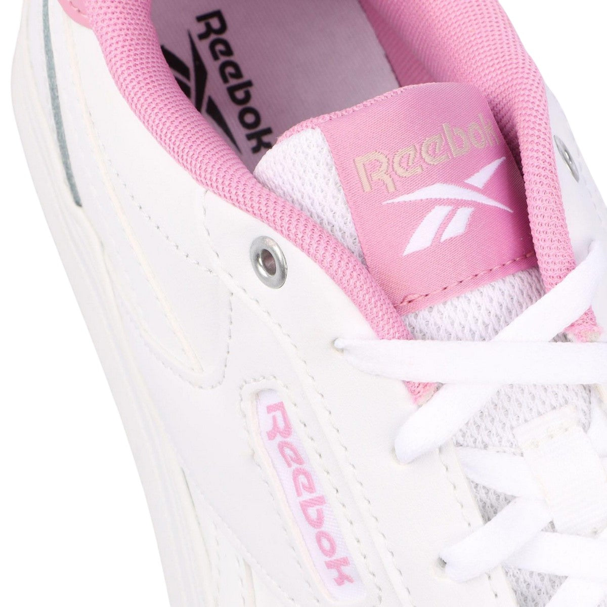 White-Pink - Close up - Reebok Womens-Ladies Court Advance Bold Leather Trainers