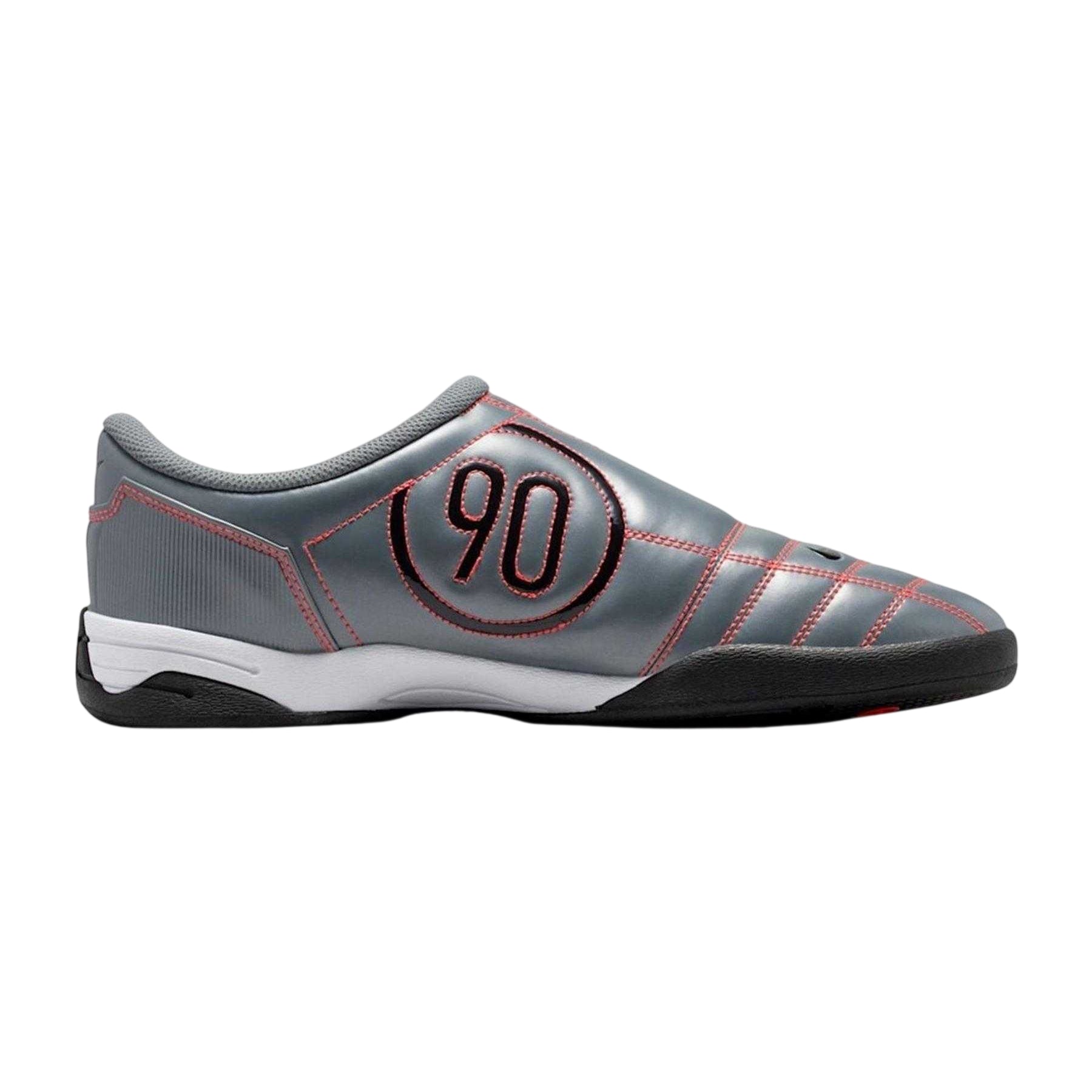 Smoke-Crimson - Front - Nike Mens Total 90 Quilted Trainers