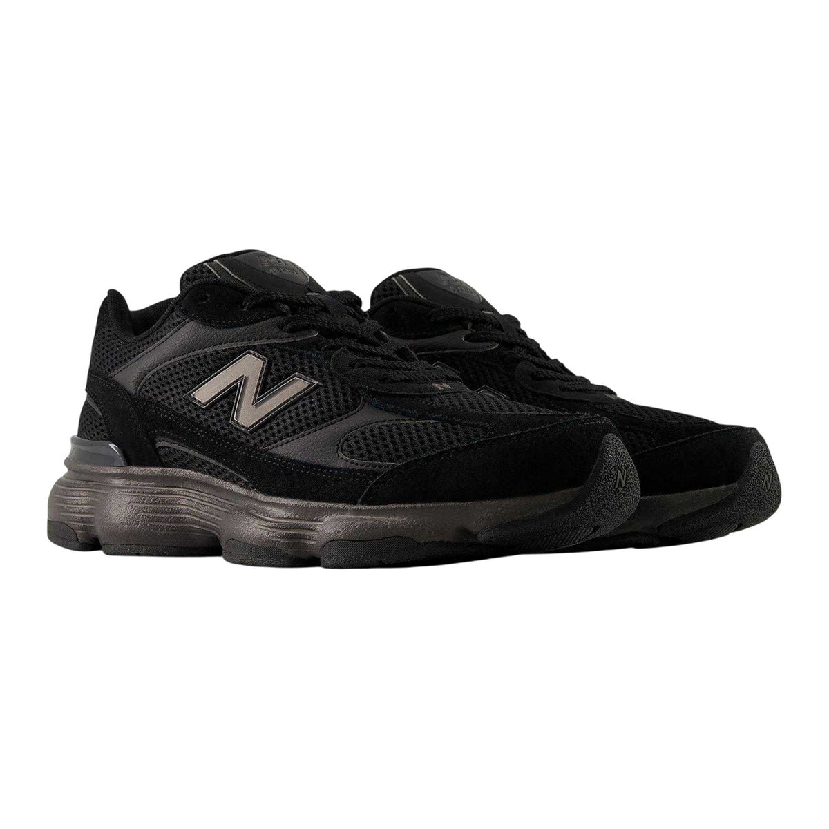 Triple Black - Back - New Balance Mens 603 Trainers