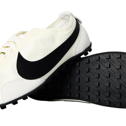 Sail-Black - Lifestyle - Nike Mens Moon Shoe OG Swoosh Trainers