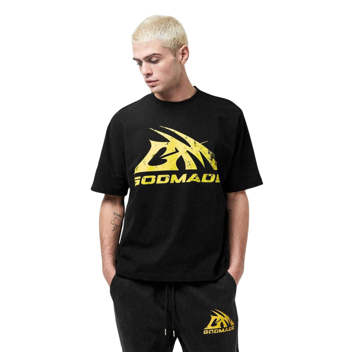 Black-Yellow - Lifestyle - GodMade Mens Logo Boxy T-Shirt